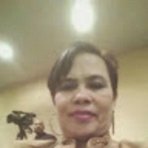 Meet your Posher, Simone